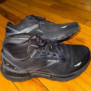 Women’s Brooks Adrenaline Running Sneakers